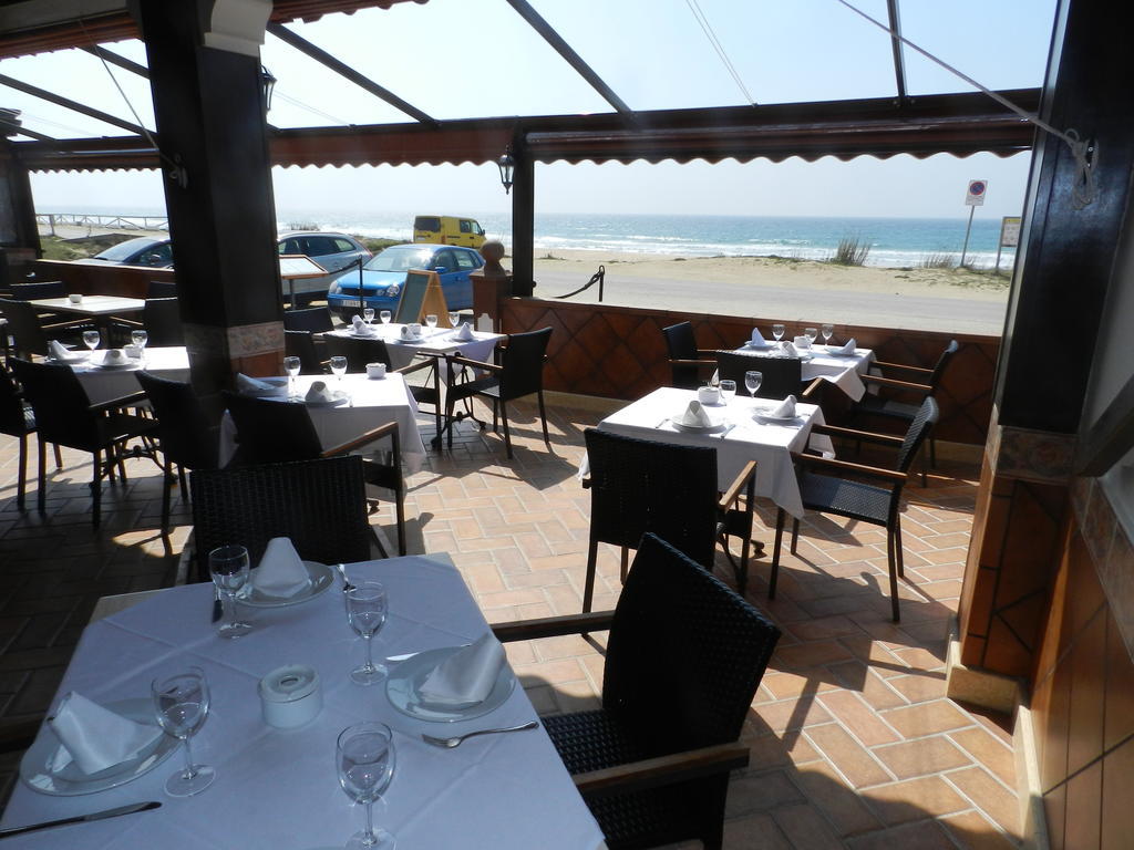 Hostal El Alferez Vejer de la Frontera Luaran gambar