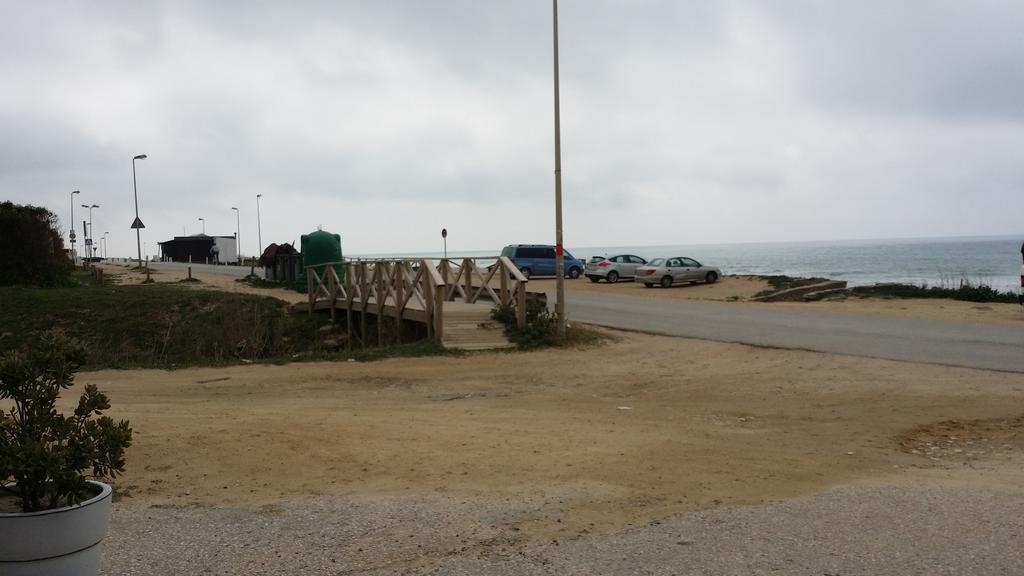 Hostal El Alferez Vejer de la Frontera Luaran gambar