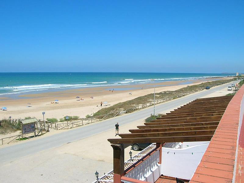 Hostal El Alferez Vejer de la Frontera Luaran gambar