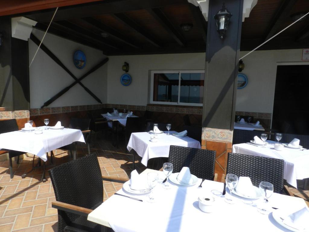 Hostal El Alferez Vejer de la Frontera Luaran gambar