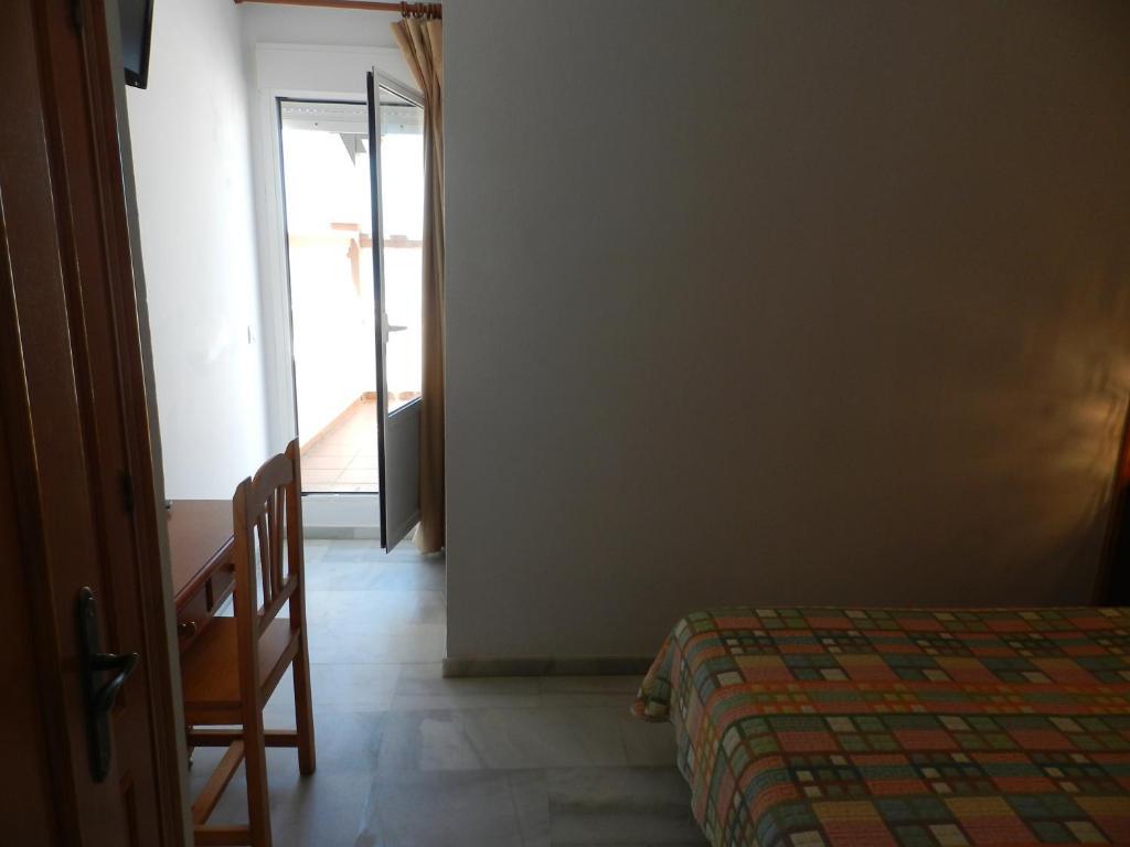 Hostal El Alferez Vejer de la Frontera Luaran gambar