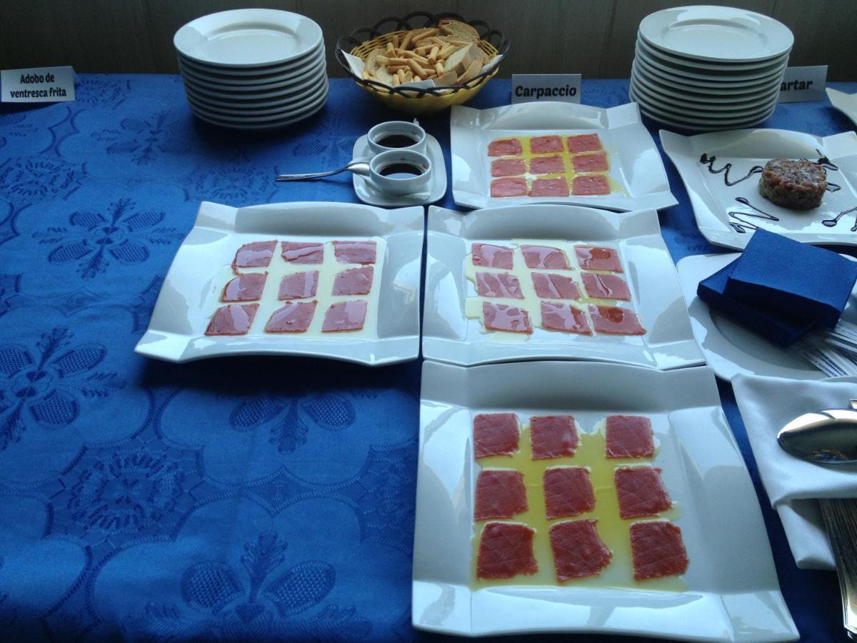 Hostal El Alferez Vejer de la Frontera Luaran gambar